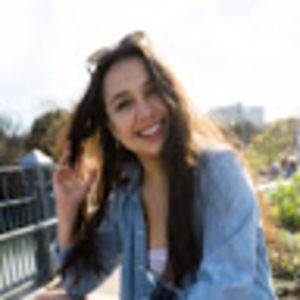 Meet your Posher, Julissa